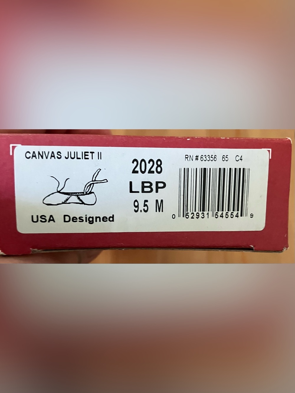 New in Box Capezio Canvas Juliet II 2028 LBP Pink Size 9.5M
